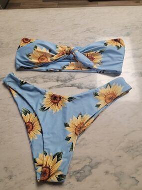 Zaful Light Blue Sunflower Print Bandeau Bikini